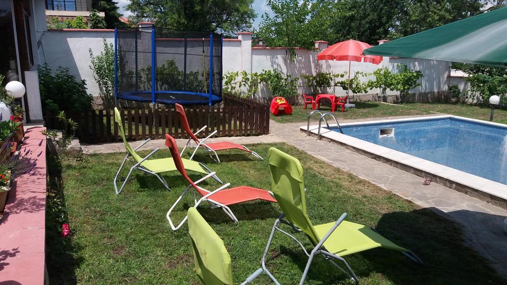 Villa Lucy Warna Zewnętrze zdjęcie